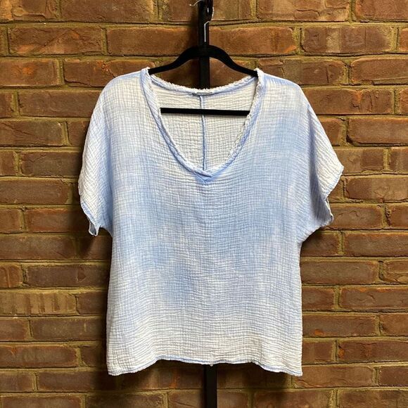 Blue Tie Dye V-Neck Short Sleeve Gauze Top One Size - Picture 2 of 4